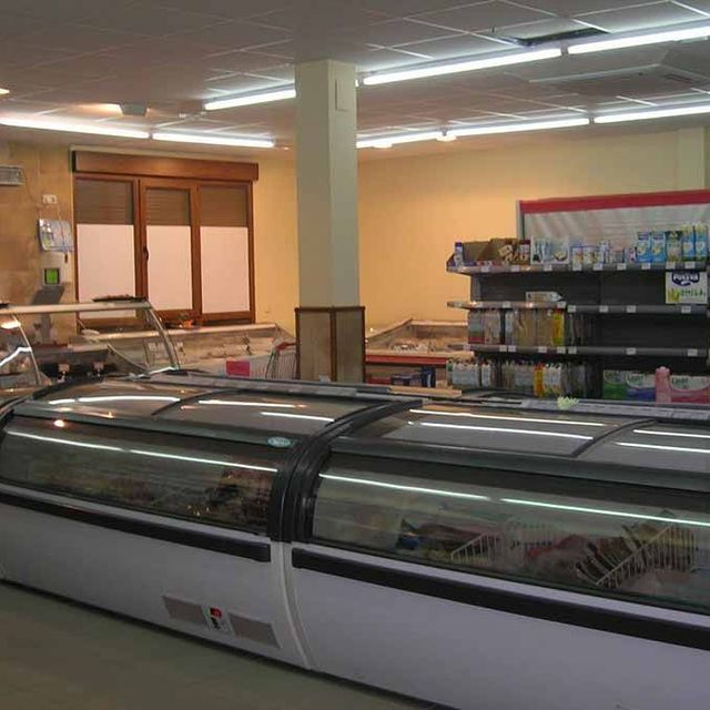 Jímenez Morón Frio Industrial vitrinas frigoríficas